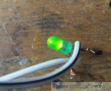 想減少電費(fèi)嗎？DIY一個迷你風(fēng)力發(fā)電機(jī)吧