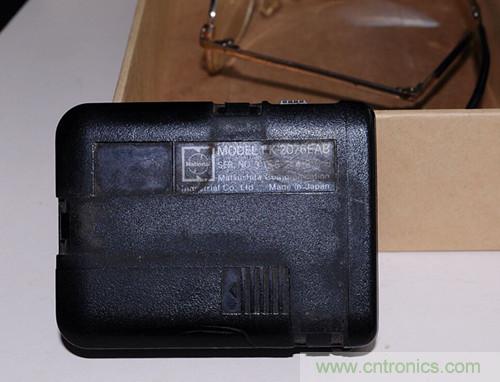 【拆解】走進(jìn)傳呼時(shí)代，天價(jià)傳呼機(jī)拆解探奇