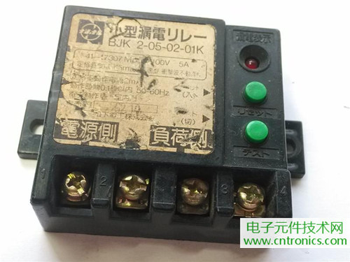 漏電保護(hù)器拆解：結(jié)構(gòu)有差異，做工不錯(cuò)