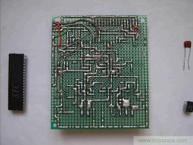 DIY集電容、電感和頻率為一體的測量儀器