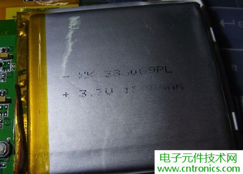 探秘電子紙！一款電紙書(shū)的電子墨水屏拆解