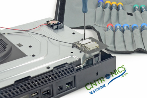 不容錯(cuò)過(guò)！大神級(jí)拆解力作：X-BOX ONE 解密內(nèi)部結(jié)構(gòu)!！