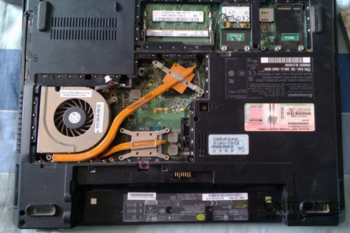 創(chuàng)意DIY：將筆記本大卸八塊做成臺式機！