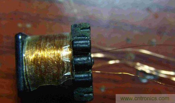 DIY單管自激，領(lǐng)略高壓電火花風(fēng)采