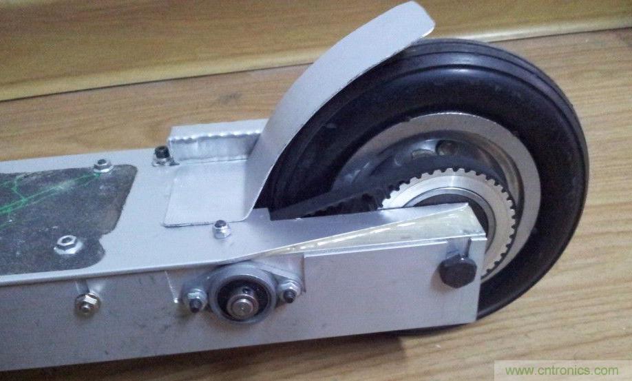 能工巧匠！DIY屬于你的電動滑板車！