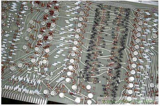 經(jīng)典懷舊拆解！歷史彌留的可編程科學(xué)計(jì)算器 from 1966