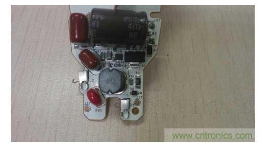 二、連接方式：