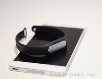 小米手環(huán)光感版體驗(yàn)：便宜實(shí)惠，功能尚可