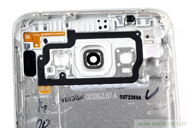 三星Galaxy A8拆解，中端、旗艦傻傻分不清楚