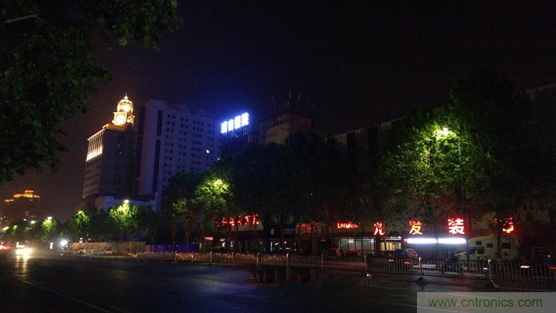 無邊框的 nubia Z9 ，一款既有驚喜，又有驚艷的智能手機(jī)