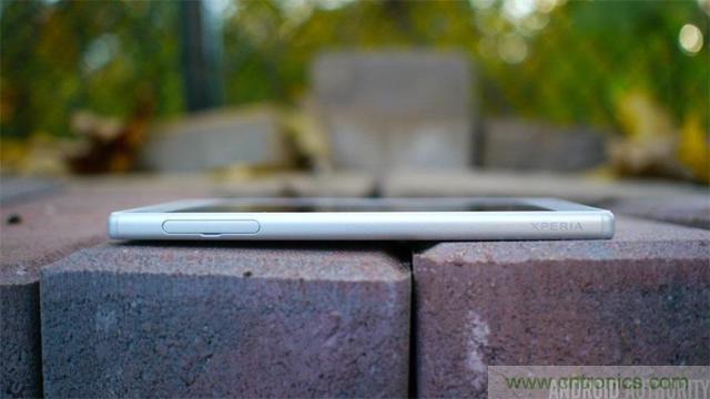 傳奇索尼，憑借Sony Xperia Z5能否在移動(dòng)市場(chǎng)奪得一席之地？