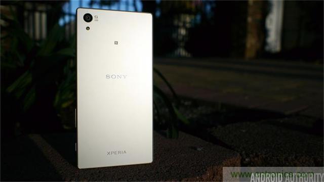 傳奇索尼，憑借Sony Xperia Z5能否在移動(dòng)市場(chǎng)奪得一席之地？