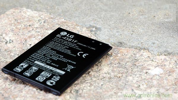 業(yè)界良心 LG V10 評測:剛毅、冷峻，不失人性化