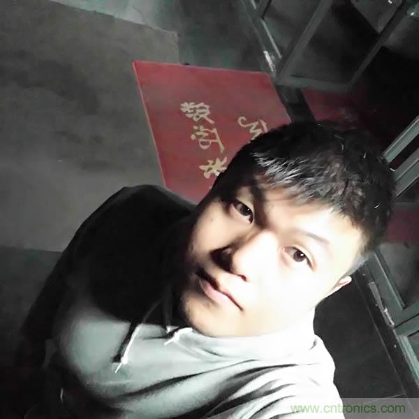 業(yè)界良心 LG V10 評測:剛毅、冷峻，不失人性化