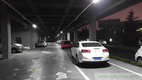 業(yè)界良心 LG V10 評測:剛毅、冷峻，不失人性化