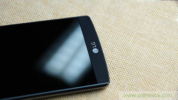 業(yè)界良心 LG V10 評測:剛毅、冷峻，不失人性化