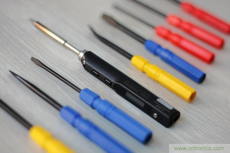 一款能喚起 70 后工程師朋友&ldquo;童年趣事&rdquo;的迷你電烙鐵！