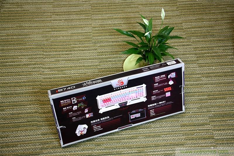 曾經(jīng)的網(wǎng)吧統(tǒng)治者&mdash;雙飛燕血手幽靈機(jī)械鍵盤(pán)，真世界最快？