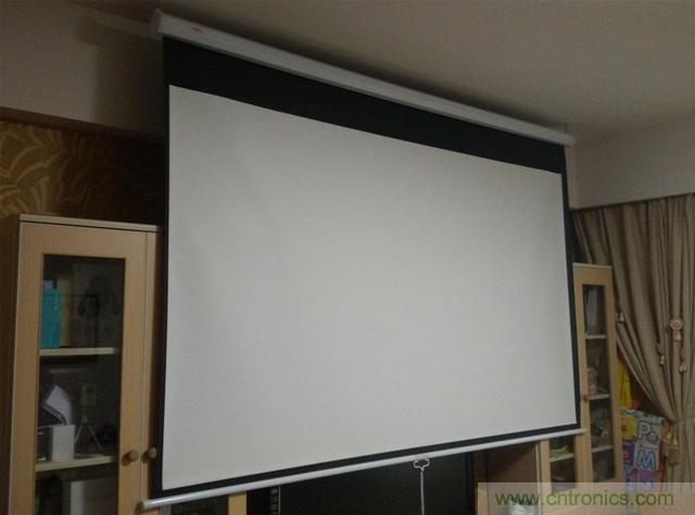 無屏電視時代已然來臨，客廳你做好準(zhǔn)備了嗎？