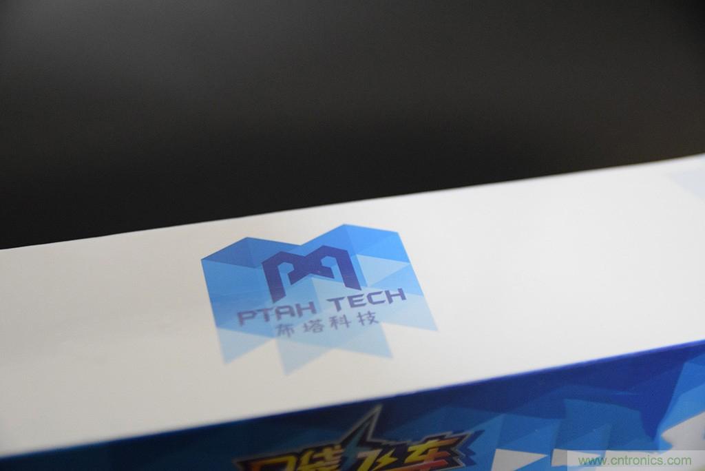 虛擬與現(xiàn)實(shí)相結(jié)合的飛車游戲，讓你體驗(yàn)速度與激情的碰撞！