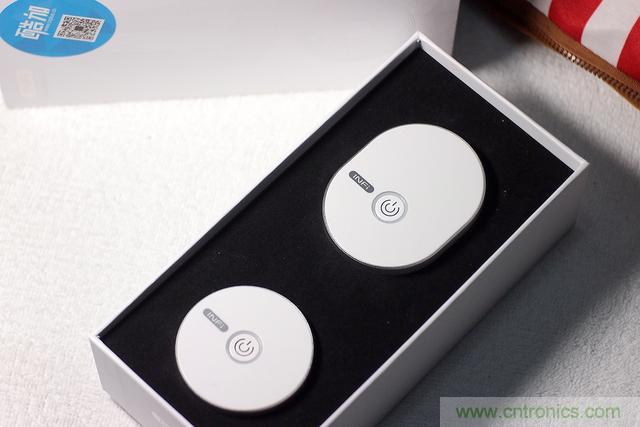 路由器也跟風(fēng)玩分體設(shè)計，你咋不上天呢？