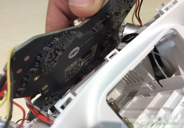 真飛機拆不著，那就來拆拆無人機&ldquo;鼻祖&rdquo;大疆吧！