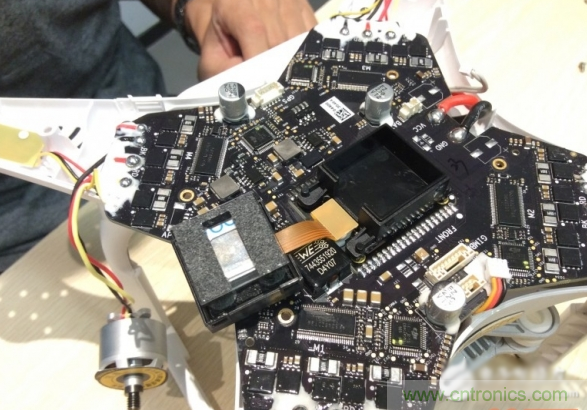 真飛機拆不著，那就來拆拆無人機&ldquo;鼻祖&rdquo;大疆吧！