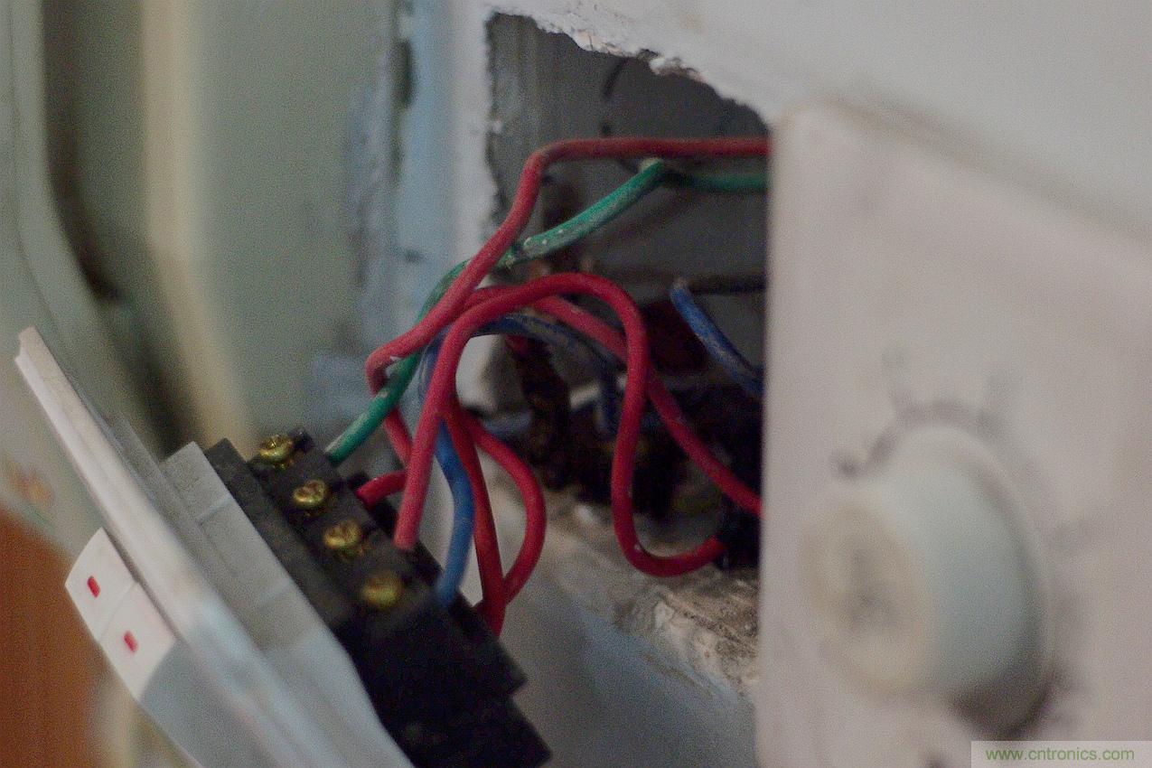 星球大戰(zhàn)原力釋放，無線控制易如反掌