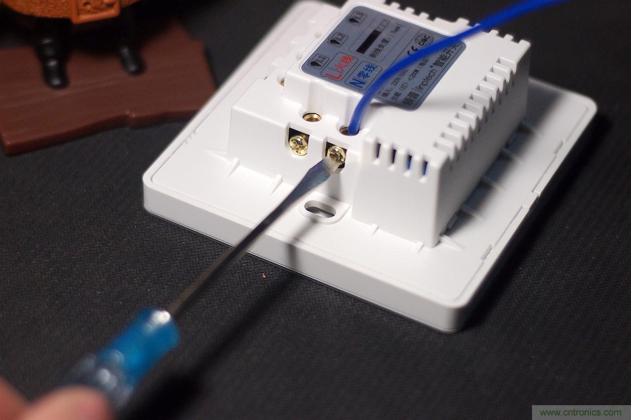 星球大戰(zhàn)原力釋放，無線控制易如反掌