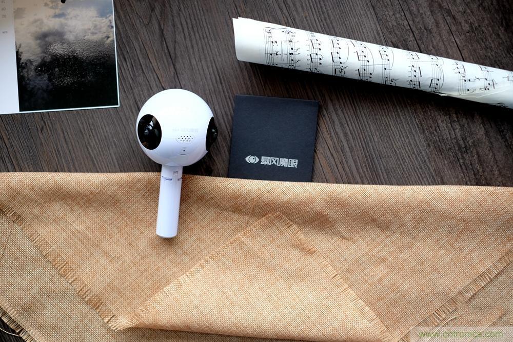 造型神似BB8，讓照片翻滾起來(lái)&mdash;&mdash;暴風(fēng)魔眼