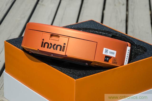 智能導航掃地機器人，以內更靠譜！