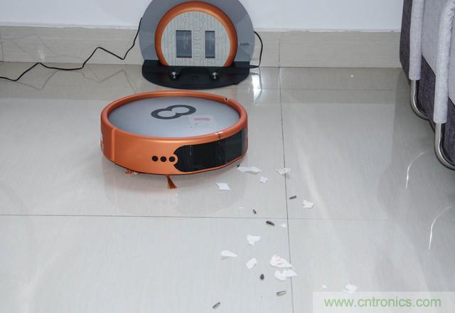 智能導航掃地機器人，以內更靠譜！