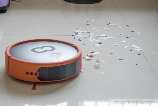 智能導航掃地機器人，以內更靠譜！