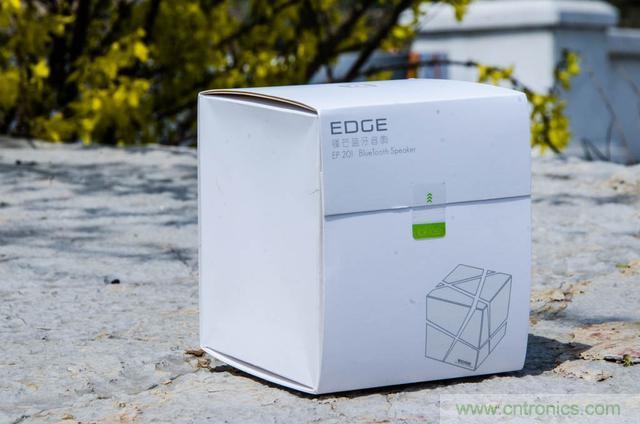 洛斐創(chuàng)意藍牙音箱，光與建筑點綴生活