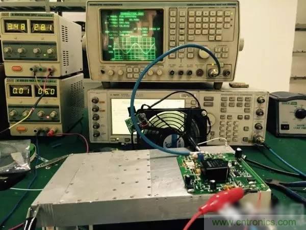 想看大牛是如何DIY射頻功放的嗎？