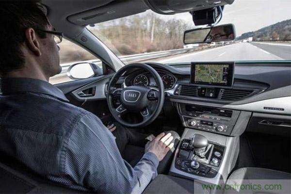 親測(cè)：從ADAS到自動(dòng)駕駛，不同品牌上路表現(xiàn)對(duì)比