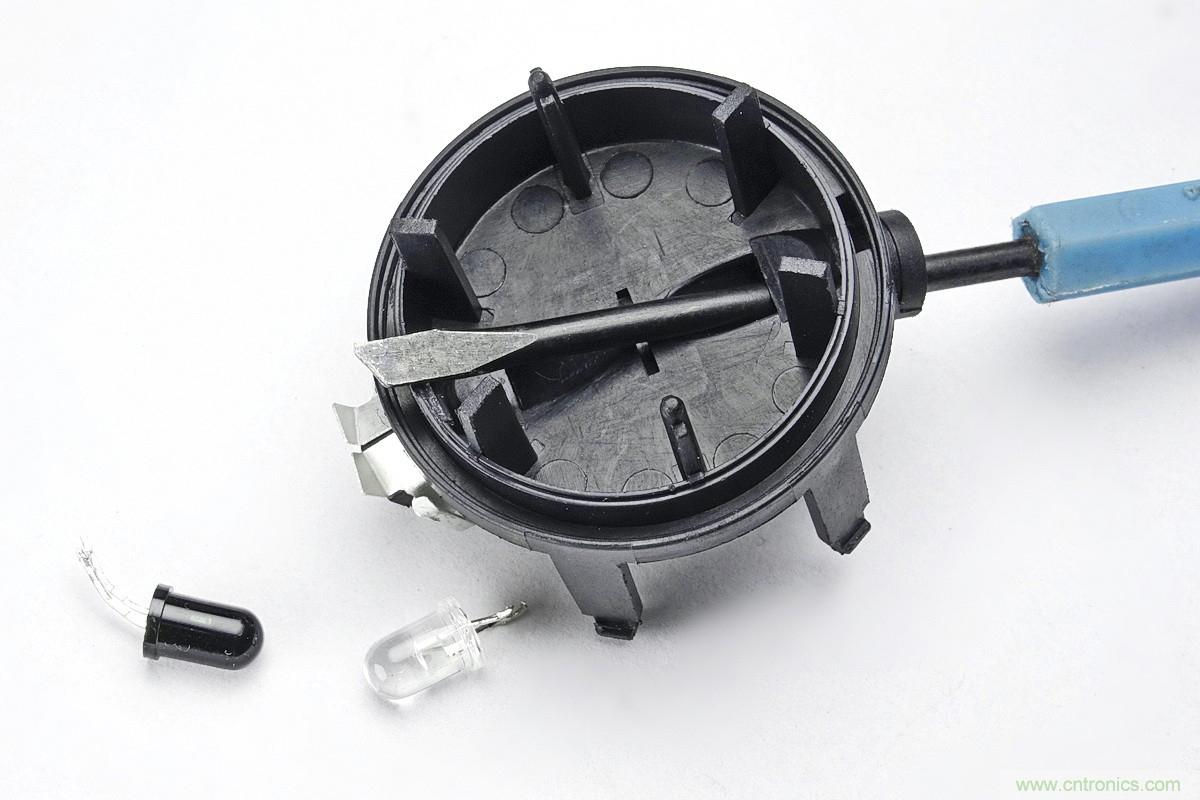 小米煙霧報警器拆解：一顆電池可用五年是如何做到的？