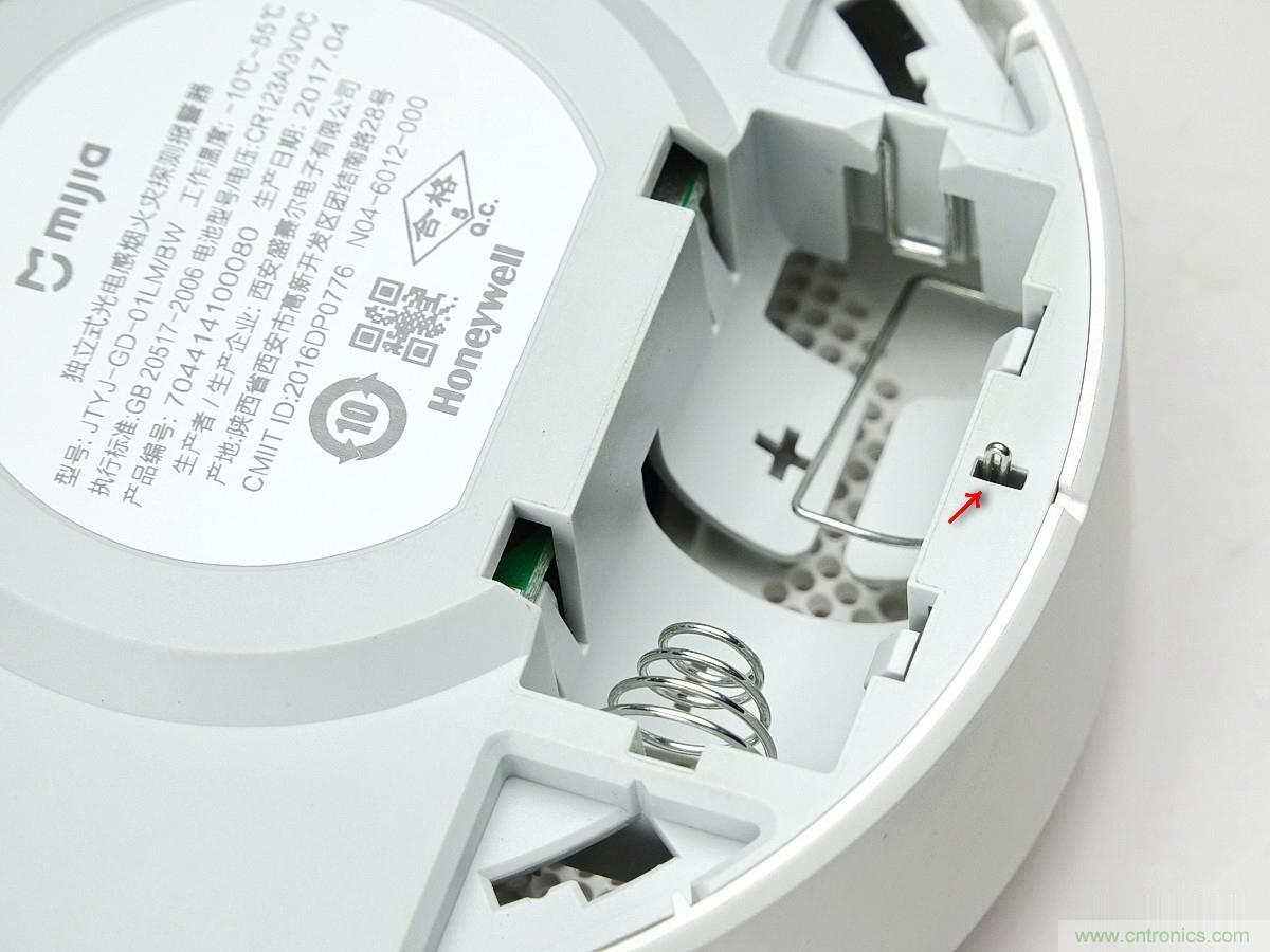 小米煙霧報警器拆解：一顆電池可用五年是如何做到的？