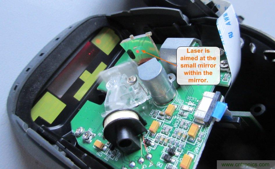 拆解45美元的藍(lán)牙無線條碼掃描槍，發(fā)現(xiàn)里面鏡中有鏡