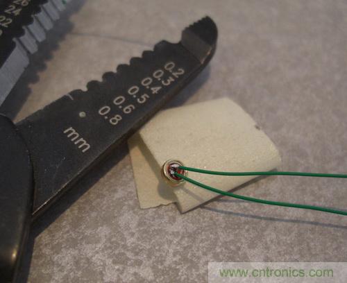 DIY萬(wàn)圣節(jié)道具：讓心跳出來(lái)！