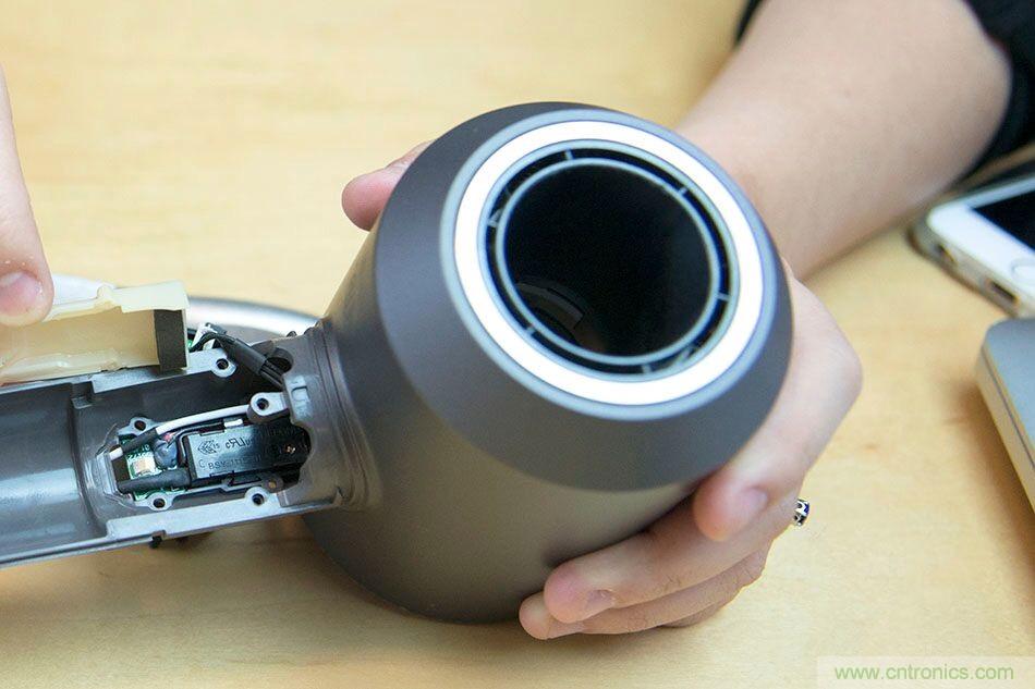 拆解戴森吹風(fēng)機(jī)：近三千元的價(jià)格貴在哪？