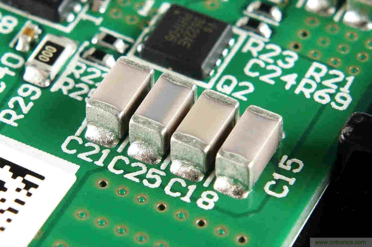 拆解對比：系出同門，小米、紫米無線充電器的差別有多大？