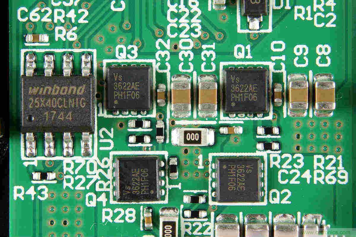 拆解對比：系出同門，小米、紫米無線充電器的差別有多大？