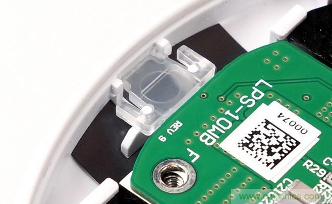 拆解對比：系出同門，小米、紫米無線充電器的差別有多大？