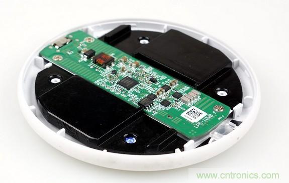 拆解對比：系出同門，小米、紫米無線充電器的差別有多大？