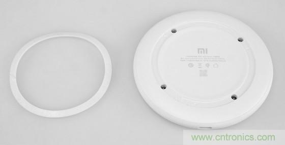 拆解對比：系出同門，小米、紫米無線充電器的差別有多大？