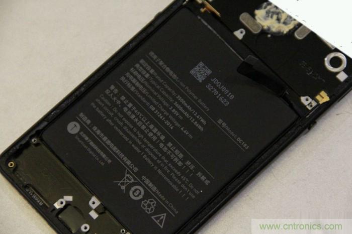 堅(jiān)果R1拆解：內(nèi)部設(shè)計(jì)究竟如何？