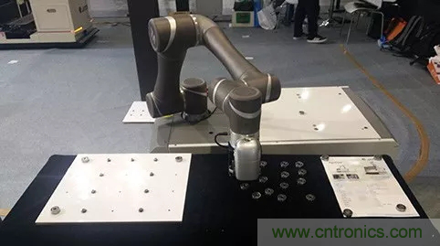 &ldquo;互聯(lián)網(wǎng)+&rdquo;博覽會&mdash;助力智能機器人發(fā)展，實現(xiàn)智能制造