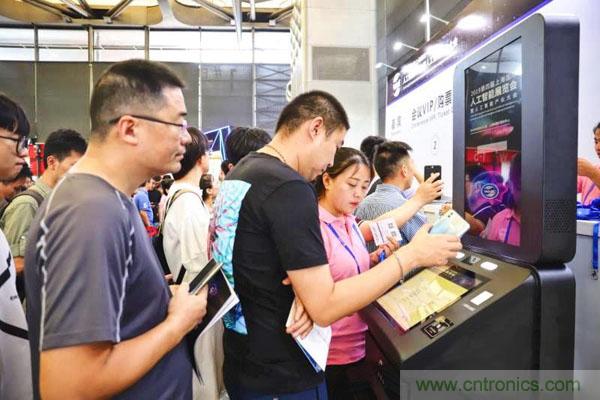 明年再見！&ldquo;WAIE 2019第四屆上海國際人工智能展覽會暨人工智能產(chǎn)業(yè)大會&rdquo;完美落幕！