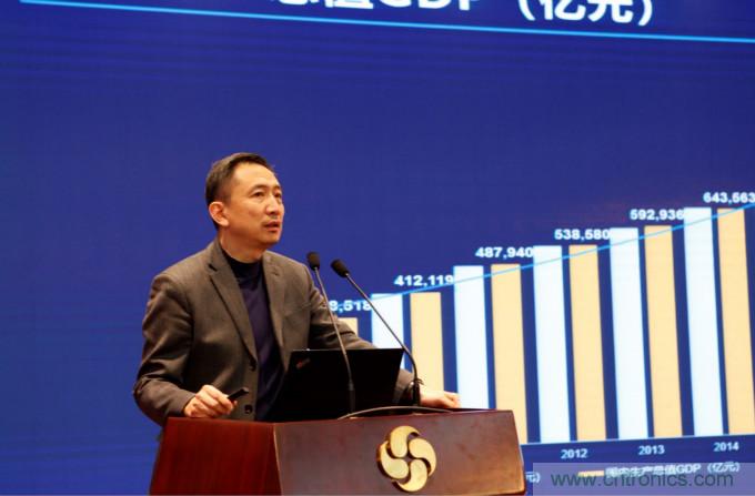 推動國內(nèi)大循環(huán)，電子產(chǎn)業(yè)如何把握當(dāng)下機(jī)遇？